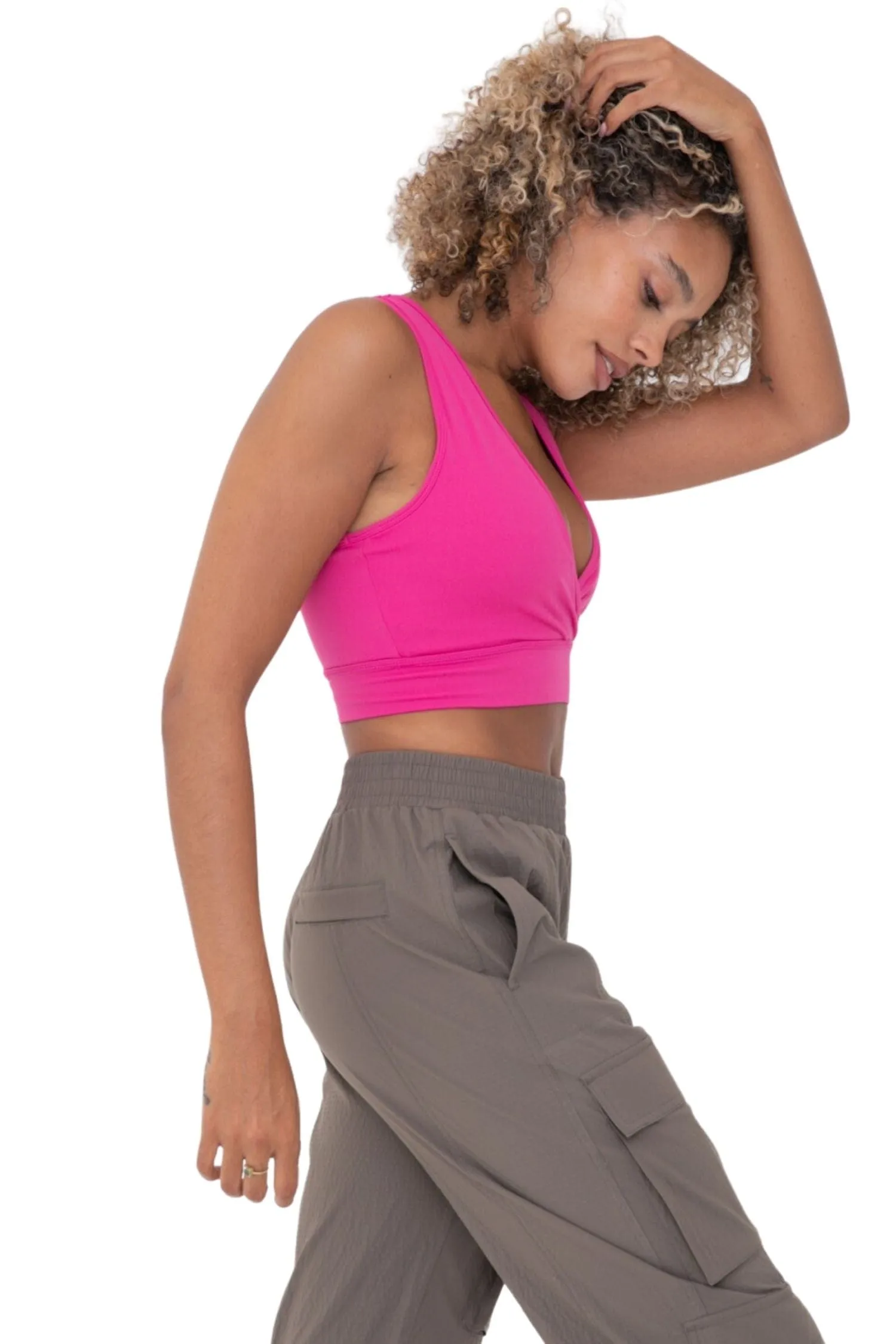 Crossover V-Neck Sports Bra
